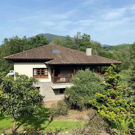 Casa De Los Carpinteros Arriondas Kültér fotó