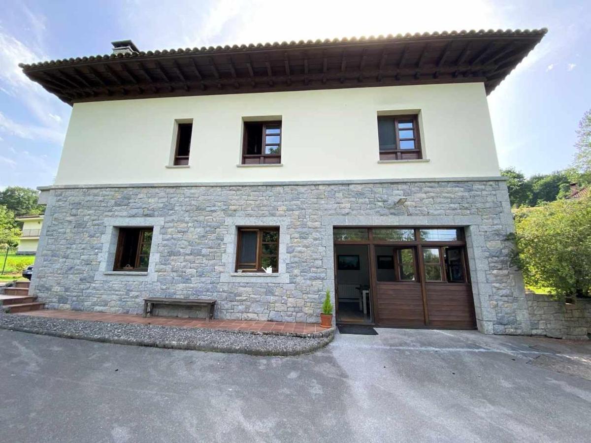 Casa De Los Carpinteros Arriondas Kültér fotó